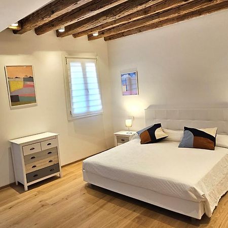 Small Villa With Private Garden Venedig Exterior foto